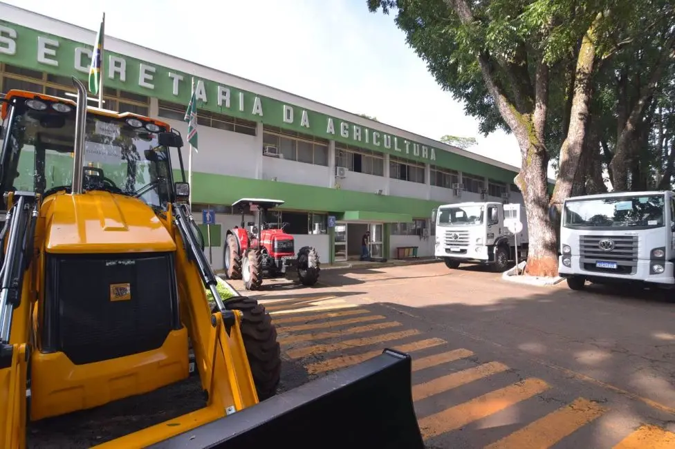Mecaniza Campo: Goiás entrega maquinários no valor de R$ 12,5 milhões para 36 municípios 2 WhatsApp Image 2022 02 18 at 12.17.46