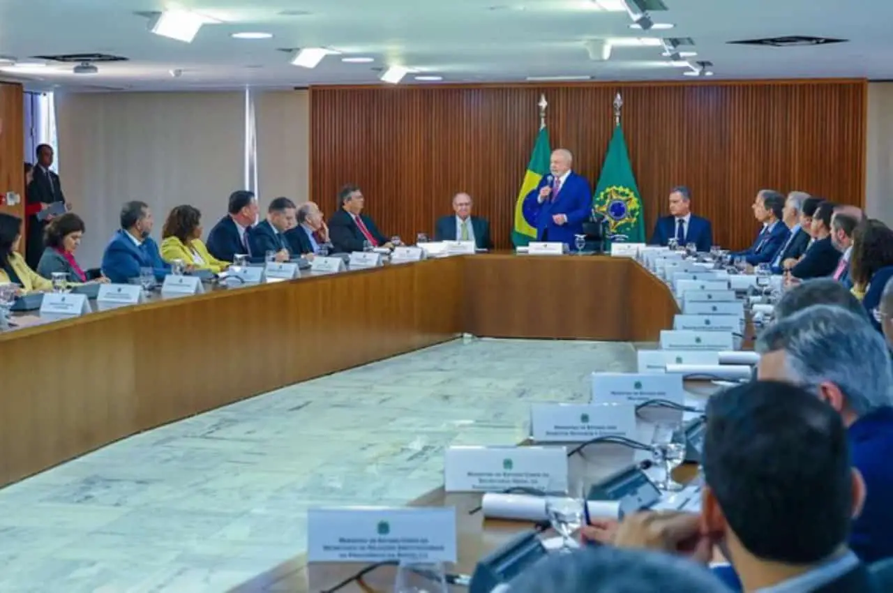 Em 1ª reunião com ministros, Lula fala sobre produção sustentável de alimentos 2 produção sustentável de alimentos