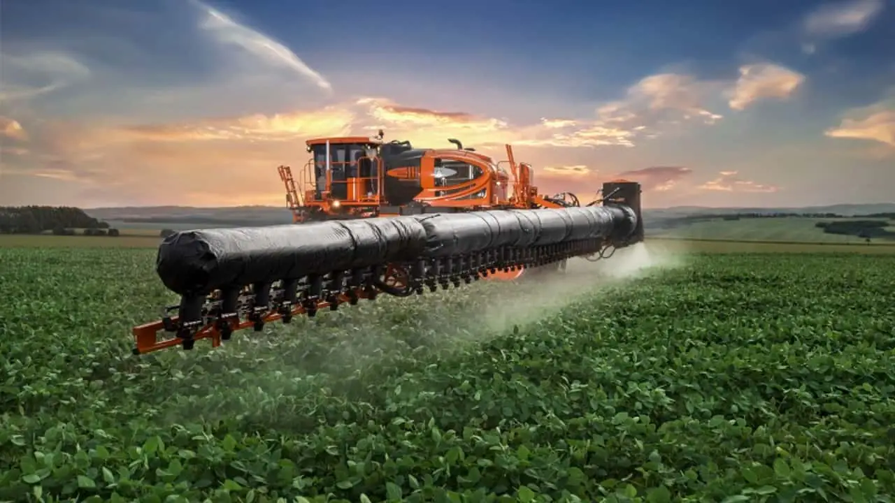 Uma das frentes do programa busca desestimular uso de defensivos químicos na agricultura do país. 