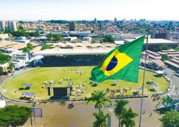 Expozebu: feira pecuária começa no sábado (29) em Uberaba-MG.