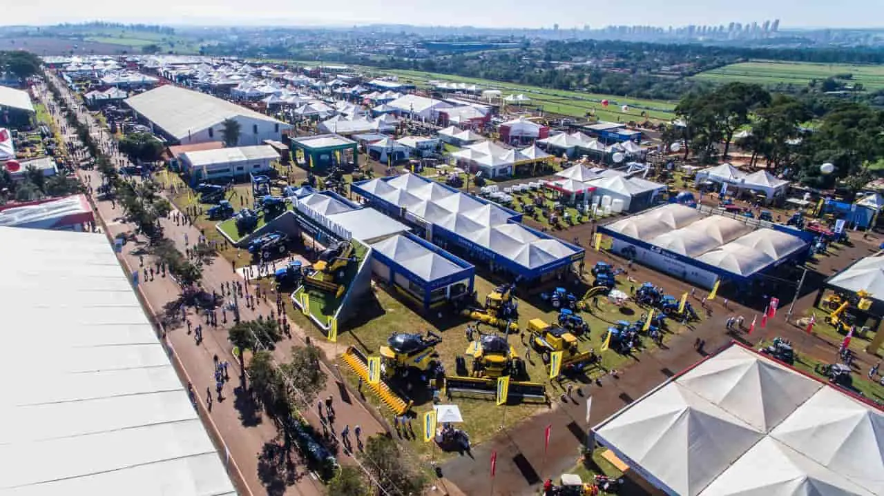 Agrishow 2023: feira bate recorde com R$ 13,2 bilhões em negócios 2 Evento é considerado um dos maiores no ramo de tecnologia agrícola mundial.