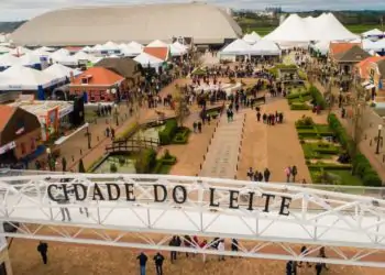 Feira pecuária acontece de 8 a 11 de agosto em Castro no Paraná.