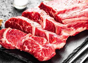 Rússia inspeciona 11 frigoríficas para exportação de carne bovina e de ave brasileira