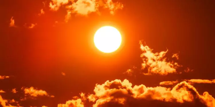 Verão iniciará com previsão de calor acima da média histórica; veja previsão 1 Verão iniciará com previsão de calor acima da média histórica; veja previsão