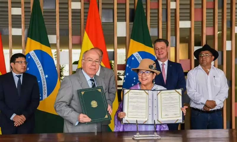 Acordo com a Bolívia