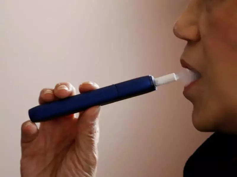 Brasil apresenta projeto na COP10 sobre o impacto do tabagismo no meio ambiente 3 Cigarro eletrônico