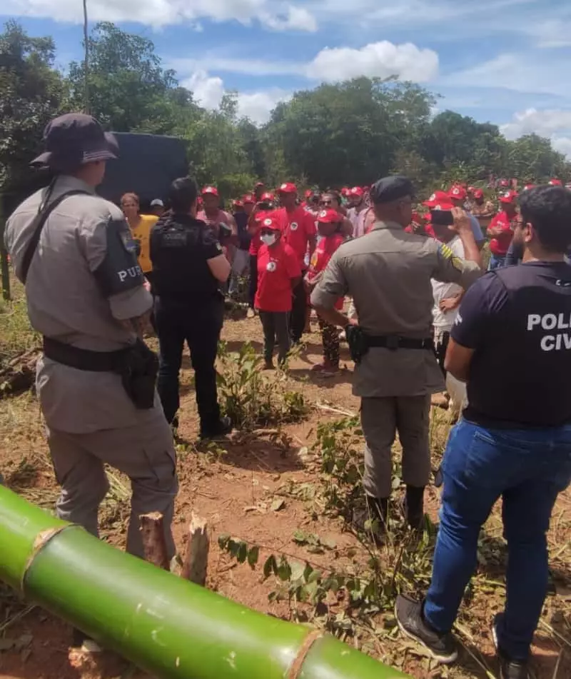 Brasil bate recorde e registra mais de 2 mil conflitos no campo, em 2023