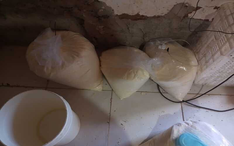 Agrodefesa descarta 2,5 toneladas de queijos ralados impróprios para o consumo