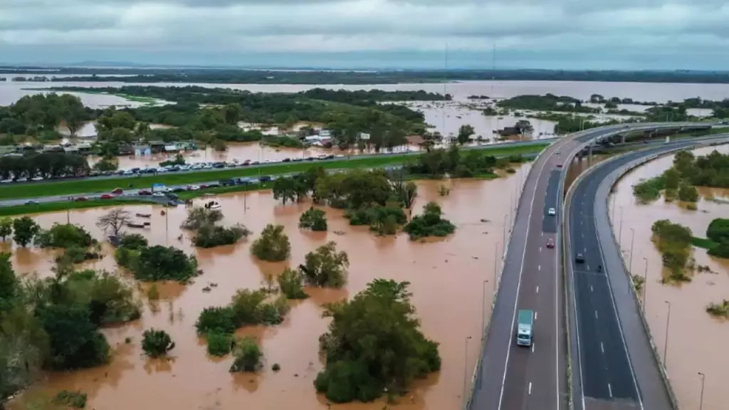 enchentes no Rio Grande do Sul