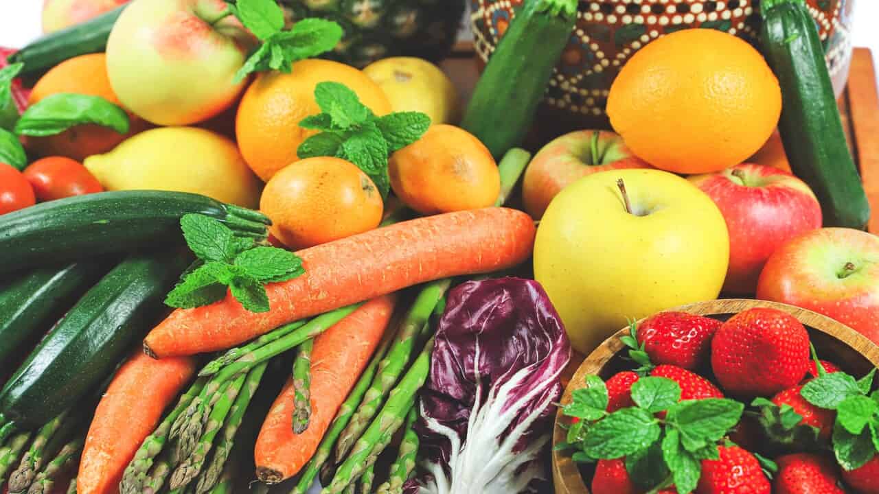 Frutas e hortaliças tem produção e mercado impactado pelas chuvas no RS