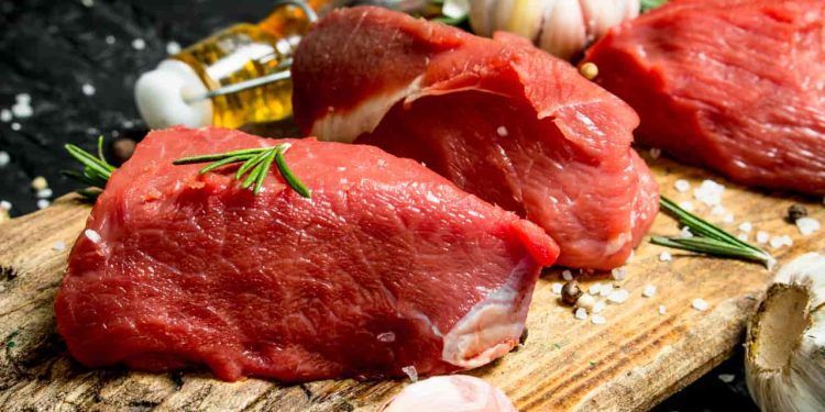 Exportação de carne bovina aumenta 80% em abril e é a terceira maior da história