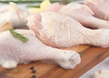 Exportação de carne de frango cresce 4,2% e alcança 451 mil toneladas em maio