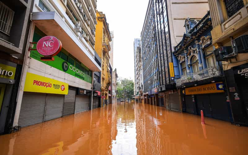 Enchentes no RS podem impactar R$ 97 bilhões na economia brasileira