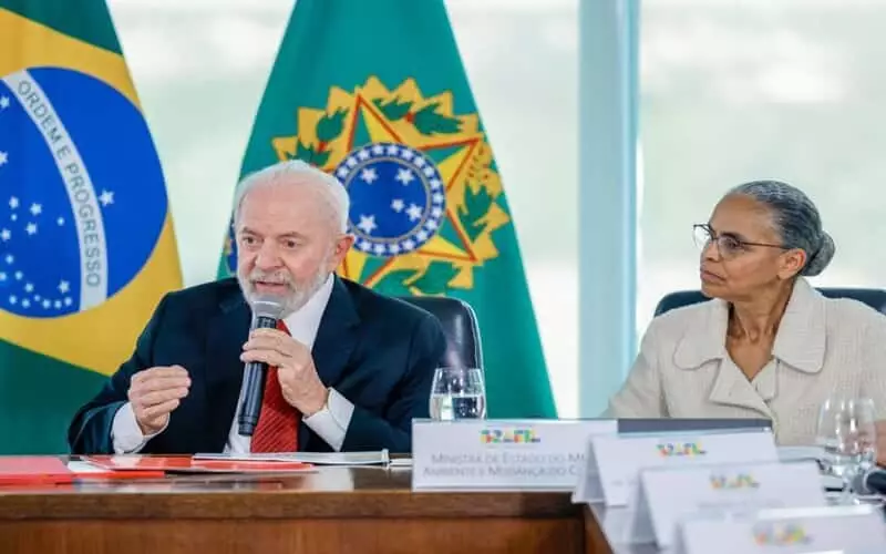 Presidente Lula sanciona lei que inclui mudanças climáticas na educação