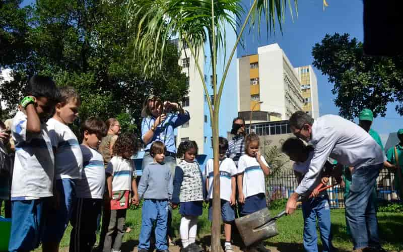 Presidente Lula sanciona lei que inclui mudanças climáticas na educação