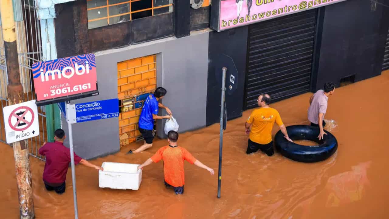 Enchentes no RS podem impactar R$ 97 bilhões na economia brasileira