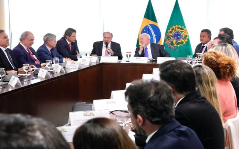 Associação Brasileira de Alimentos anuncia investimento de R$ 120 bilhões até 2026