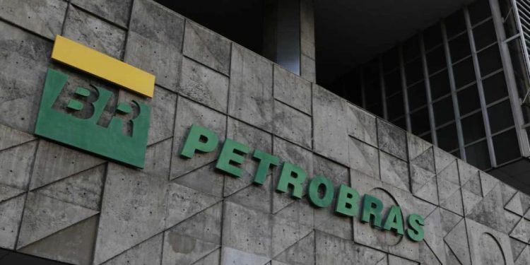 Petrobras apresenta resultado negativo de R$ 2,6 bi no segundo trimestre