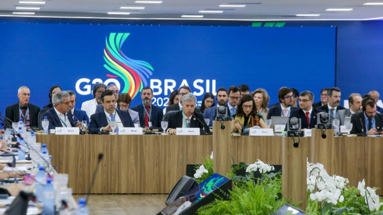 Evento conta com ministros 21 delegações de outros países. 