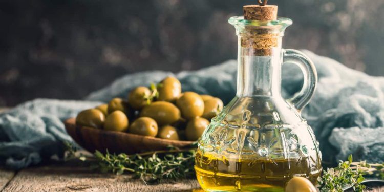 Confira a lista de marcas de lotes de azeite de oliva impróprios para consumo