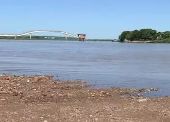 Rio Paraguai bate recorde de nível histórico mínimo em ano mais seco no Pantanal