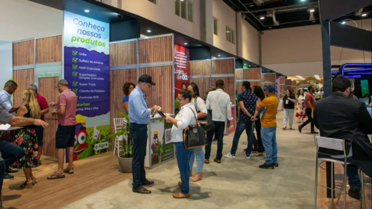 Espaço conta com Expositores de marcas agro, Startups e Máquinas.