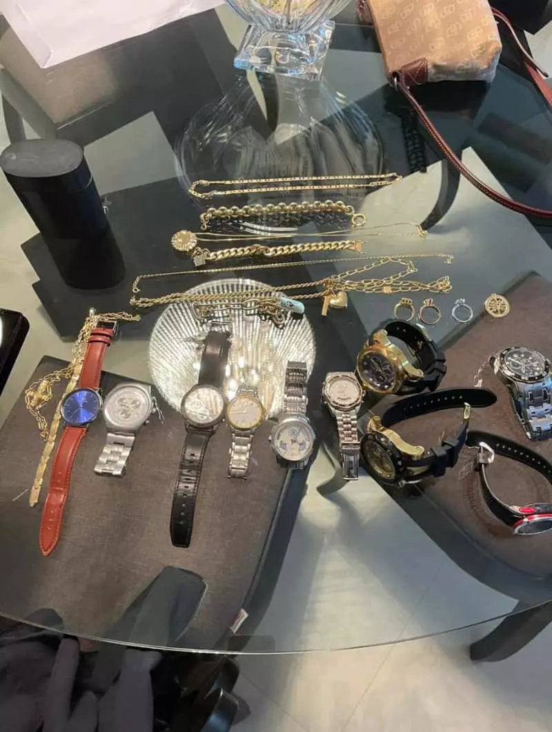 Polícia prende suspeitos de aplicar golpes milionários em produtores rurais de Goiás 3 Golpes