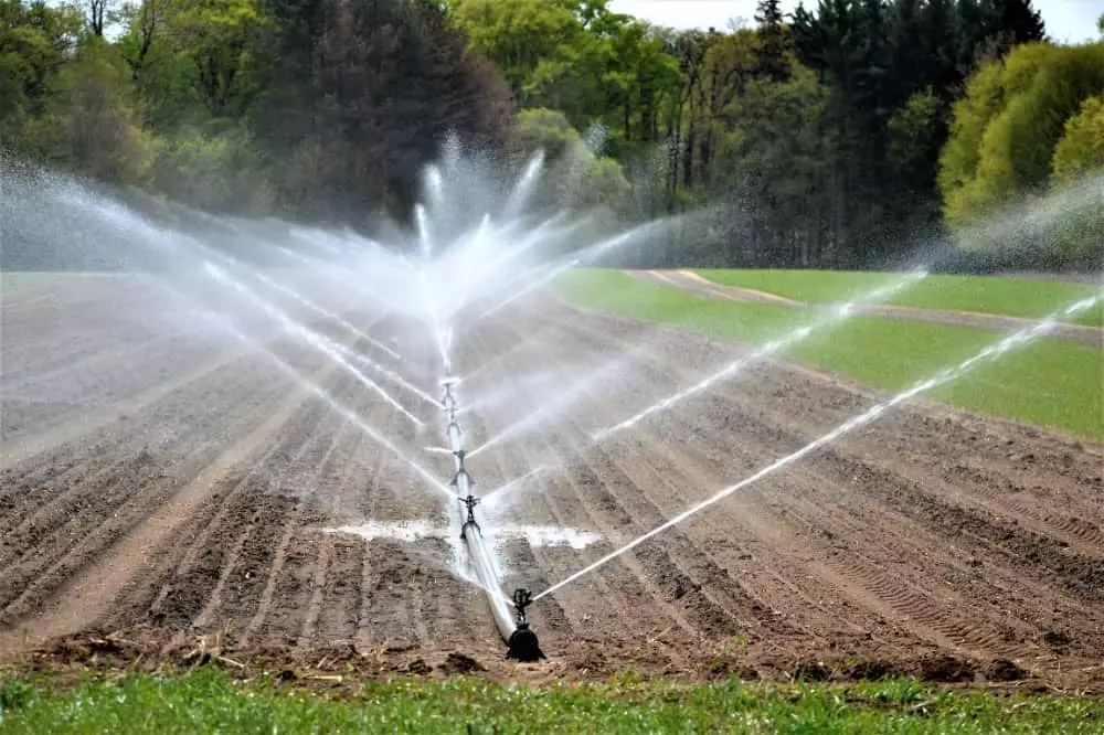 Sistema de irrigação