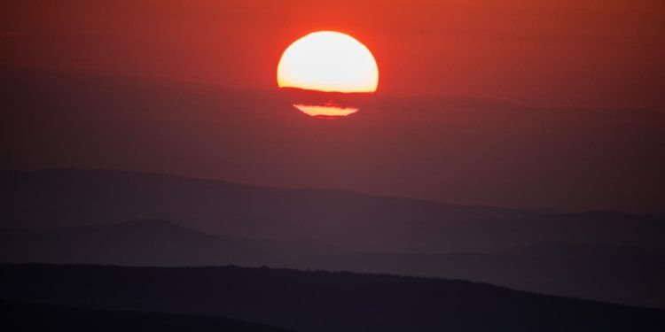 Onda de calor deve atingir parte do Brasil nos próximos dias