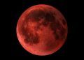 Lua de sangue retorna em março de 2025 com eclipse lunar totalmente visível no Brasil