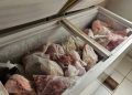 Operação apreende carne suína imprópria e interdita abatedouro ilegal em Goiás