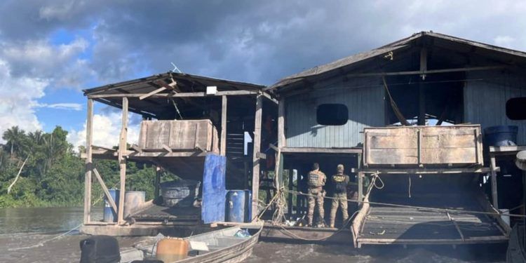 Operação combate garimpo ilegal e protege indígenas isolados no Vale do Javari