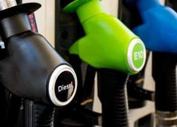 Diesel mais barato Petrobras reduz preço em R$ 0,16 para distribuidoras