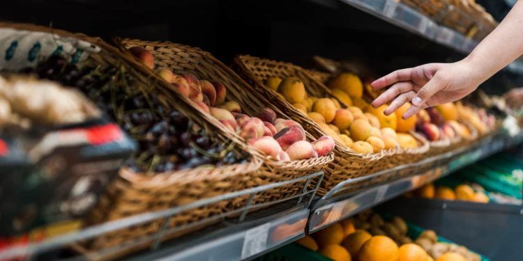 Inflação de abril é puxada por alimentos, com destaque para hortaliças e café