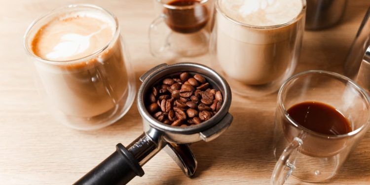 Produção de café deve chegar a 55,7 milhões de sacas, aponta Conab