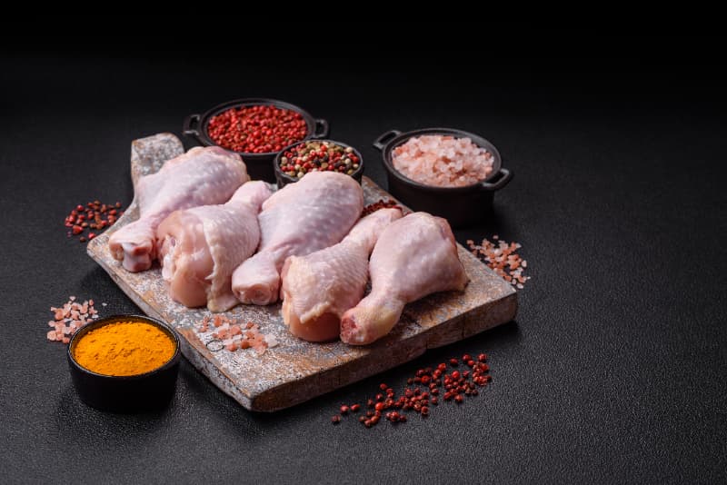 Países impõem barreiras à carne de aves do Brasil após surto de influenza; veja quais 2 Exportações de carnes