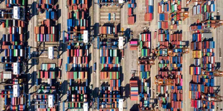 Brasil intensifica busca por novos mercados diante da tarifa dos EUA