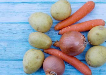Oferta elevada reduz preços de hortaliças e frutas nos mercados atacadistas em junho