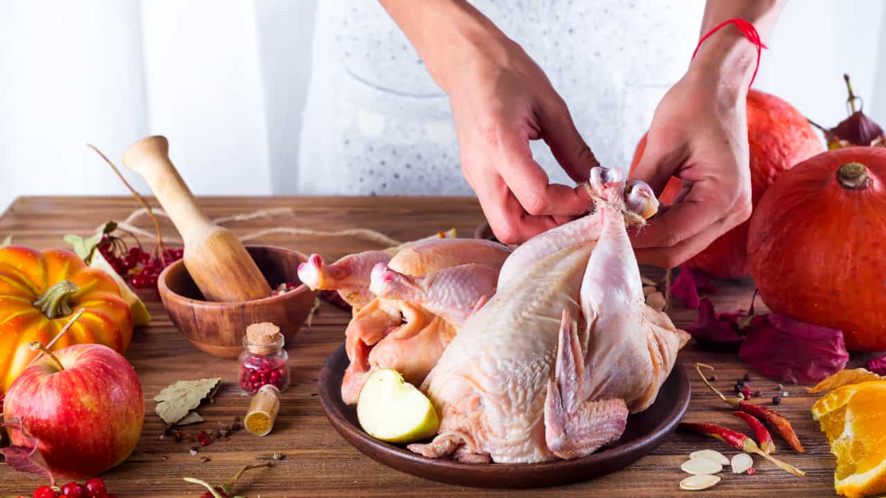 Volume exportado de carne de frango sobe 0,5% no semestre em 2025