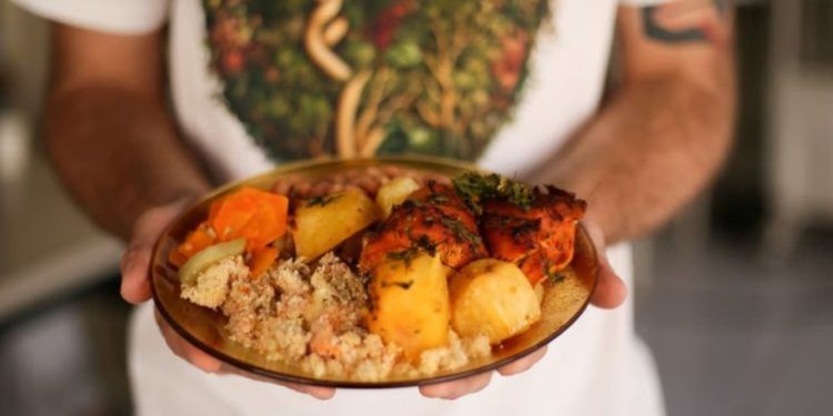 Brasil sai do Mapa da Fome após queda na subnutrição, aponta relatório da ONU