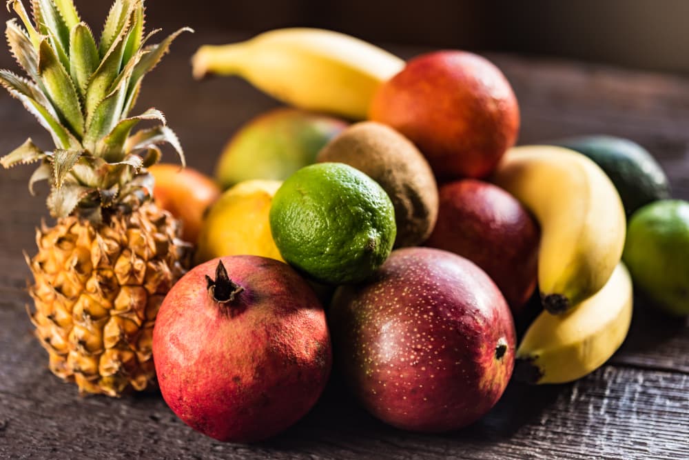 Tarifaço dos EUA ameaça exportações brasileiras de suco, café, carne e frutas 3 frutas frescas