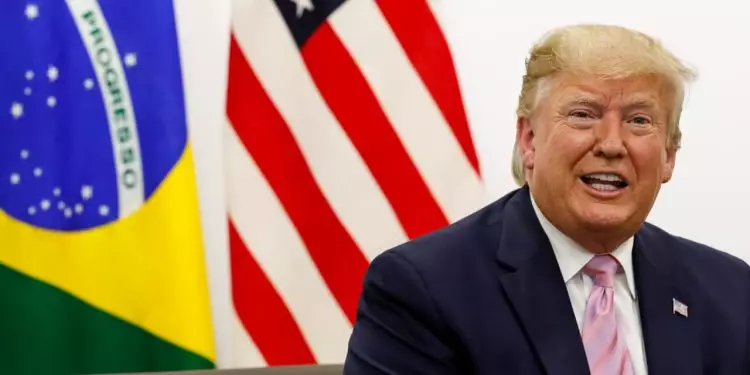 Quase 700 produtos ficam fora da lista do tarifaço dos EUA contra o Brasil; confira