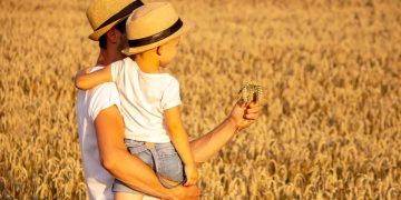 Dia dos Pais a força que mantém vivas as raízes da agricultura familiar