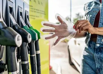 Frentes parlamentares pedem leis mais rígidas após fraude bilionária em combustíveis