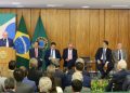 Governo apresenta lista completa de ações contra tarifas dos EUA