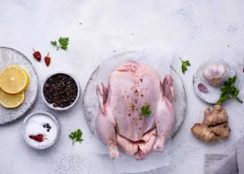 Exportações brasileiras de carne de frango somam 482 mil toneladas em setembro 7 Foto: Envato