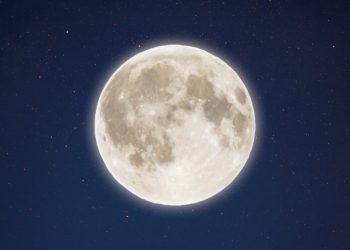 Fenômeno da superlua volta a iluminar o céu nas próximas semanas no país 6 Fenômeno da superlua volta a iluminar o céu nas próximas semanas no país
