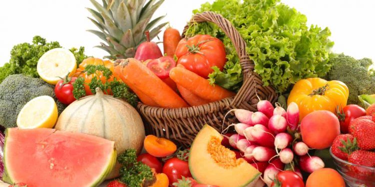 IPCA-15 de novembro desacelera com influência dos alimentos do campo