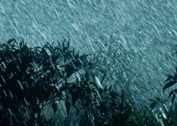 Instabilidade marca o início da semana com chuva e ventos fortes no país