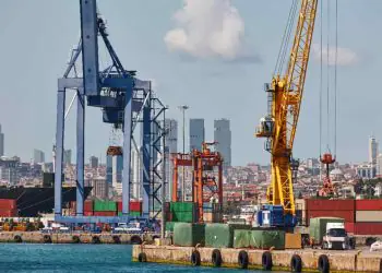 Lula volta a cobrar fim das tarifas dos EUA e promete novo contato com Trump